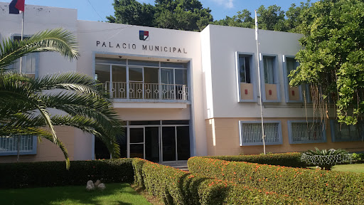 Ayuntamiento de Santa Cruz de Mao
