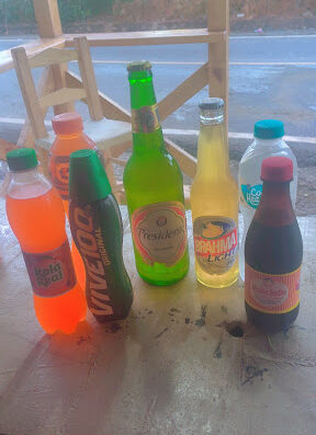 Colmado cafetería heladería Claris