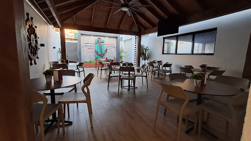 D’ Marinos Cafetería Pizzería