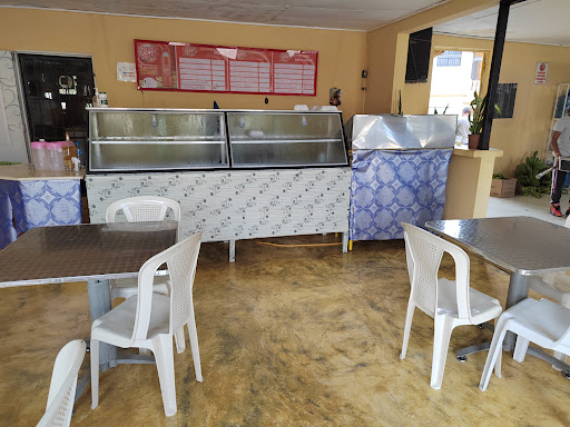 D’ YUDY CAFETERIA Restaurant & Pescaderia