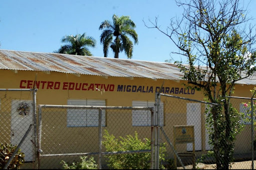 Escuela Primaria Migdalia Caraballo