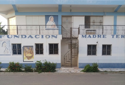 Fundacion madre teresa de montecristi