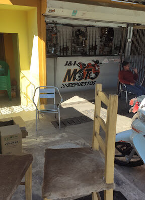 J&J Moto Repuesto