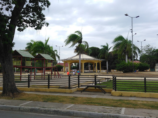 Manolo Aurelio Tavárez Justo Park