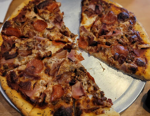 Pizza Calzone en Dajabon y Pizzería