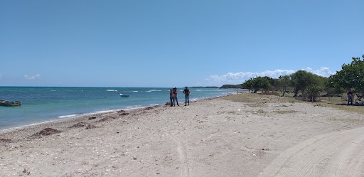 Playa de Peti Salina