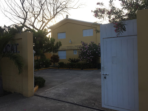 Primaria Delia A. de la Cruz en Cañongo y