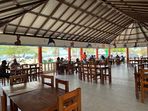 RESTAURANT BAR TIPICO COCONUT