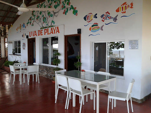 Restaurante Uva de Playa At Hotel Cayo Arena