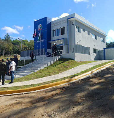 SANTIAGO DE LA CRUZ Park