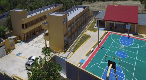 SECUNDARIA PROF. MARIA TEOFILA RIVAS DE RIVERON en Santiago Rodríguez y