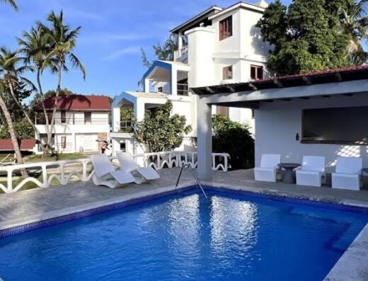 Front Beach Punta Rucia Villa – Villa