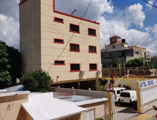 Hotel Brisol