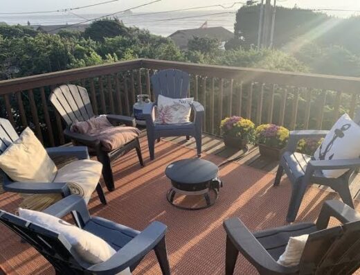 Panoramic Ocean View, one minute walk to Beach -sit, watch waves roll in!